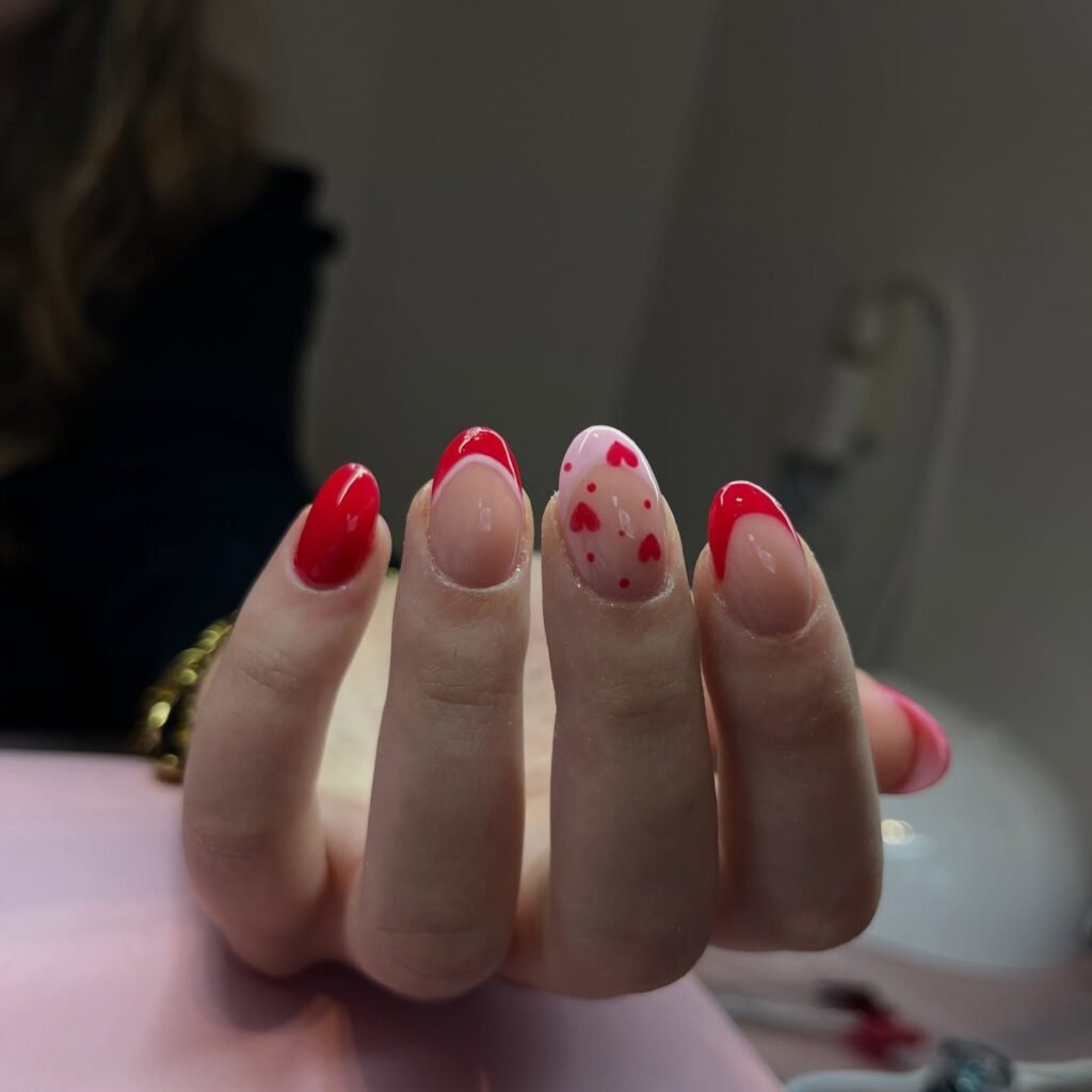 Instagram post from laluxe.nl. This post is in position 1.