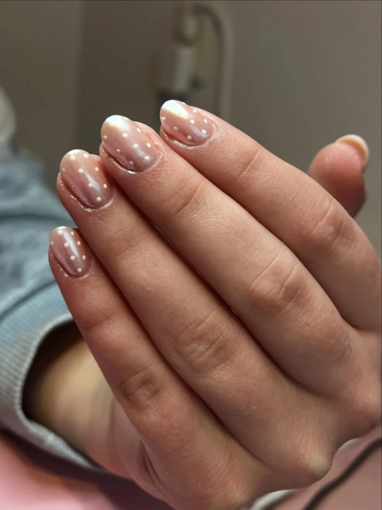 Instagram post from laluxe.nl. This post is in position 2.